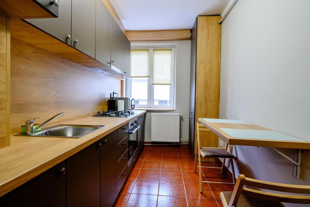 Appartement Smiling Heaven à Bucarest Extérieur photo