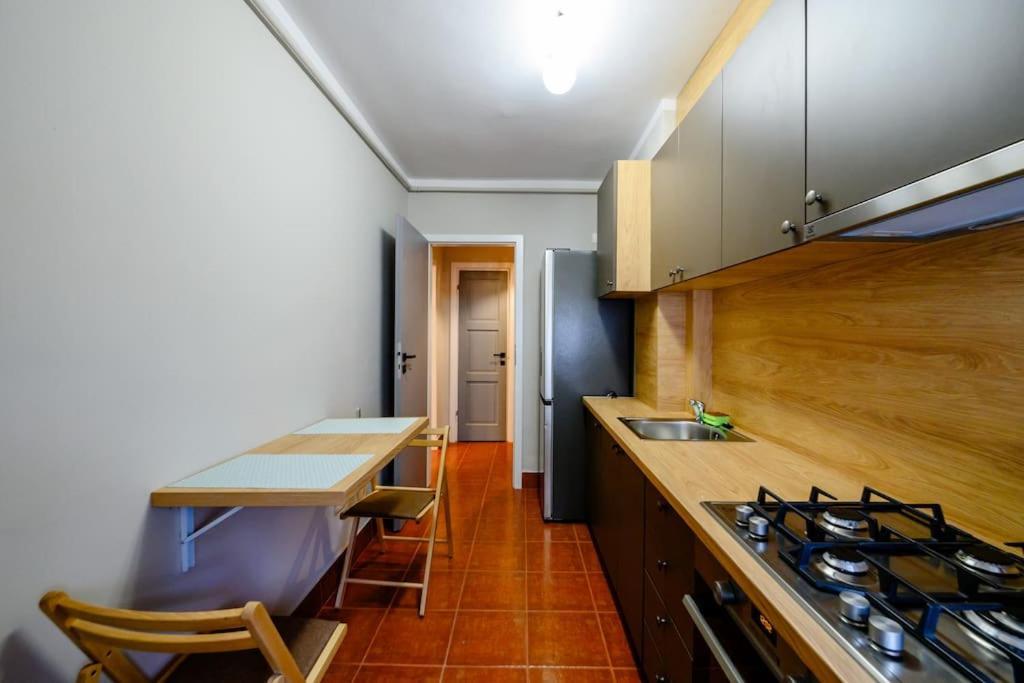 Appartement Smiling Heaven à Bucarest Extérieur photo